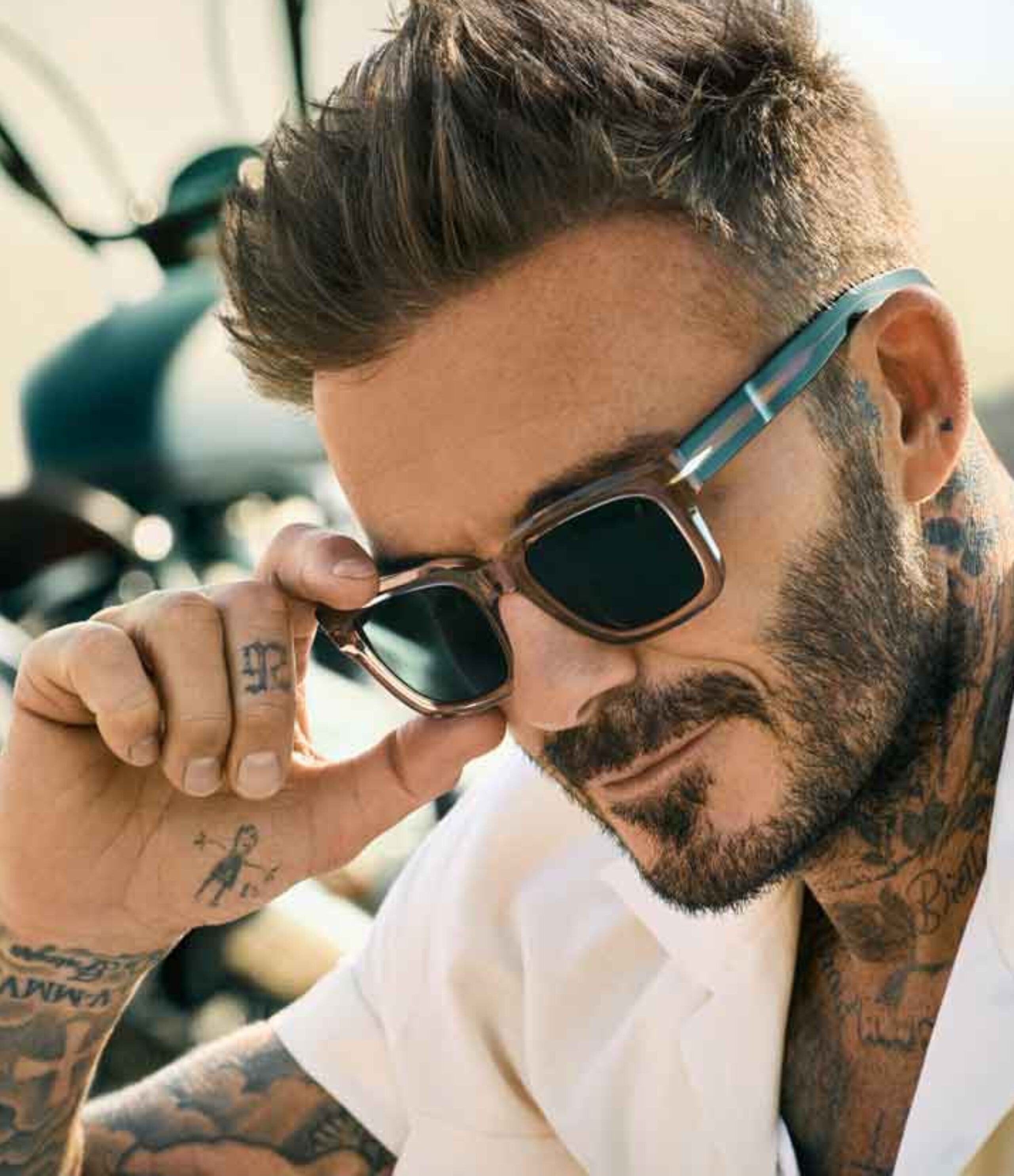 David Beckham eyewear • Frames and Faces Deinze